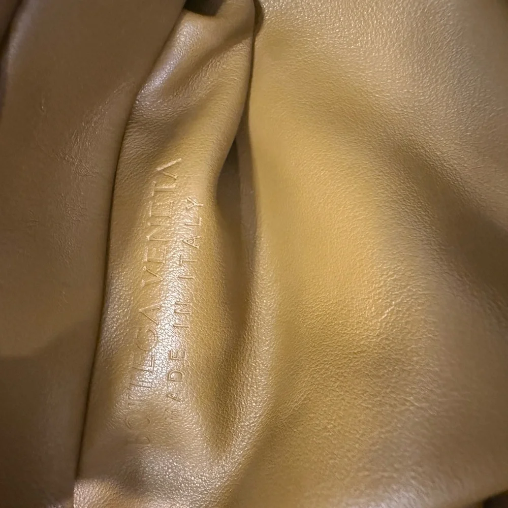 Bottega Veneta Olive Leather Bag with Gold Chain - Picture 6 of 8